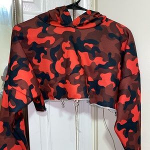 BOOHOO Camo Cropped Hoodie